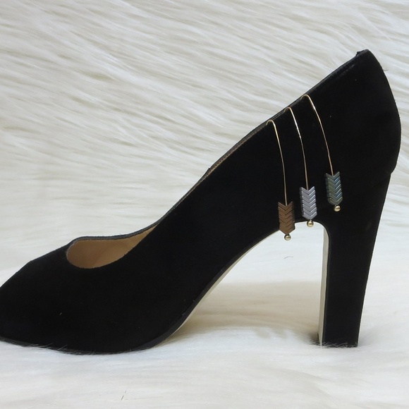 New | Arrow Drop Earrings | - Picture 3 of 4